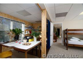 11 Arnie - Photo 14