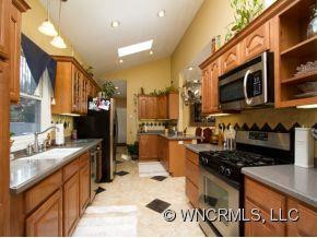 29 SWEETWATER OAKS DRIVE - Photo 3