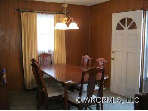 215 Northwest Drive - Photo 3