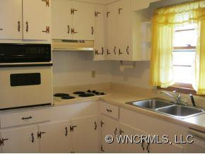 215 Northwest Drive - Photo 4