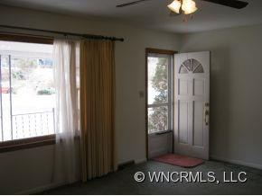 215 Northwest Drive - Photo 5