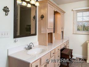 105 Mountain Street - Photo 11
