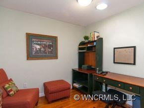 105 Mountain Street - Photo 14