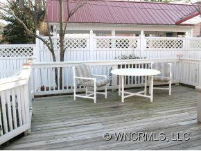 105 Mountain Street - Photo 18