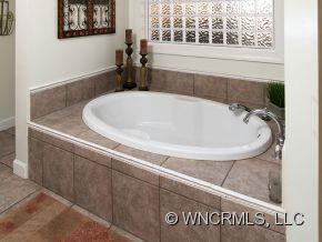 105 Mountain Street - Photo 10