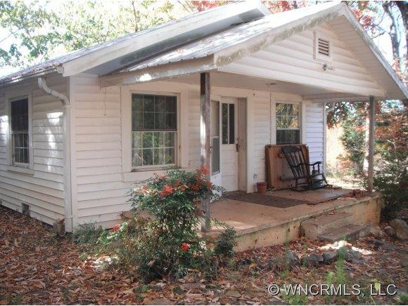 2290 Red Fox Road