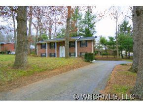 560 Overhill Drive - Photo 11