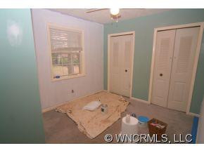 560 Overhill Drive - Photo 9