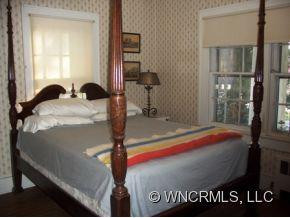 1214 OAKLAND STREET - Photo 12