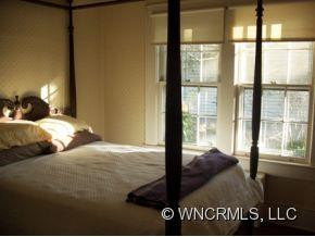 1214 OAKLAND STREET - Photo 13