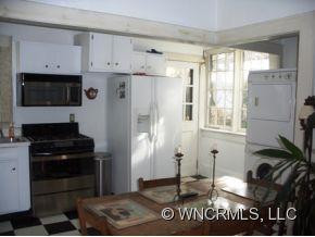 1214 OAKLAND STREET - Photo 10