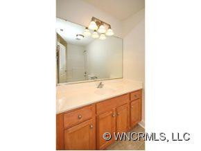 123 FOXDEN DRIVE UNIT 203 - Photo 8