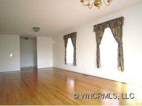 69 Beechwood Road - Photo 4