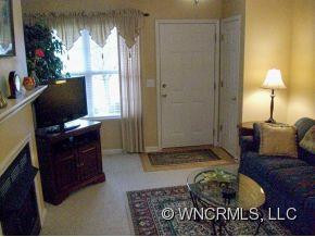 129 Wiltshire Circle - Photo 2
