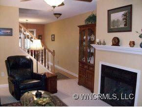 129 Wiltshire Circle - Photo 3