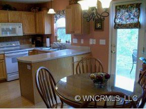 129 Wiltshire Circle - Photo 5