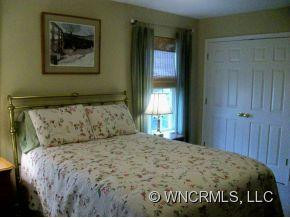 129 Wiltshire Circle - Photo 8