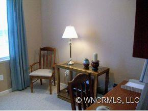 129 Wiltshire Circle - Photo 10