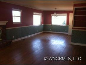 2028 Evergreen Drive - Photo 2