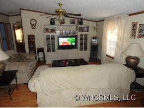 106 Sourwood Lane - Photo 8