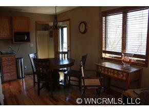 750 Polly's Mountain Road - Photo 8