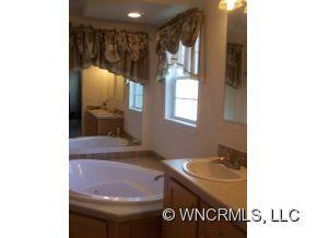 11 Phoenix Circle - Photo 8