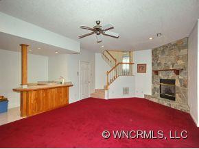 84 EVANS DRIVE - Photo 14