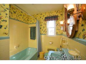 1215 Merrimon Ave - Photo 15
