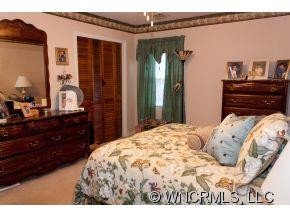 385 Old Caroleen Road - Photo 15