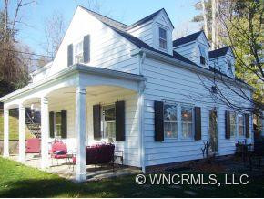 127 Lake Drive - Photo 2