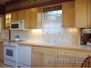 127 Lake Drive - Photo 11