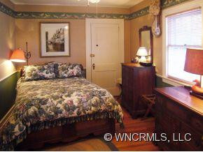 127 Lake Drive - Photo 15