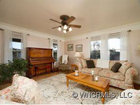 1 HAMPTON LANE - Photo 4