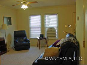 4 Bramblewood Road Unit 6 - Photo 2