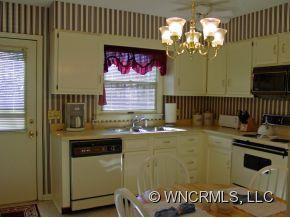 4 Bramblewood Road Unit 6 - Photo 5