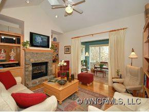 56 PINNACLE POINTE - Photo 2