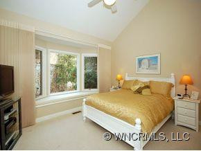 56 PINNACLE POINTE - Photo 6