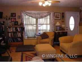 53 Stradwood - Photo 4