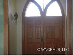 300 Spring Hill Drive - Photo 5