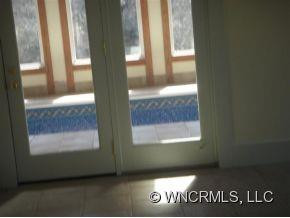 300 Spring Hill Drive - Photo 8