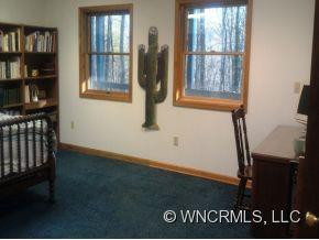 32 OLD CAMBY ROAD - Photo 11