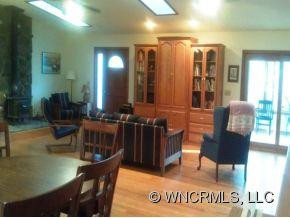 32 OLD CAMBY ROAD - Photo 3