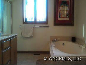 32 OLD CAMBY ROAD - Photo 10