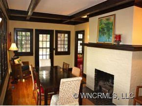 45 LAWRENCE PLACE - Photo 2