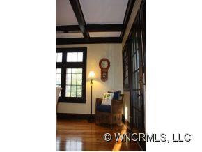 45 LAWRENCE PLACE - Photo 3