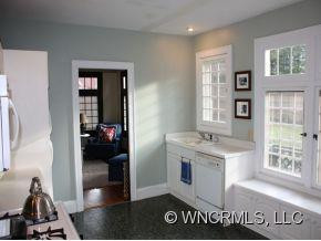45 LAWRENCE PLACE - Photo 8