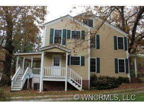 389 Park Ave - Photo 2