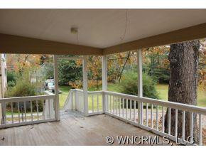 389 Park Ave - Photo 12
