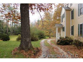 389 Park Ave - Photo 24