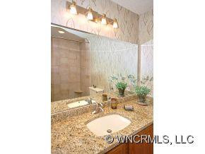 223 Robinhood Road - Photo 18
